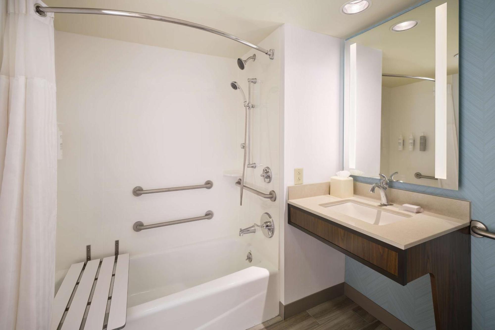 Hotel Hilton Garden Houston/bush Intercontinental Airport 3*